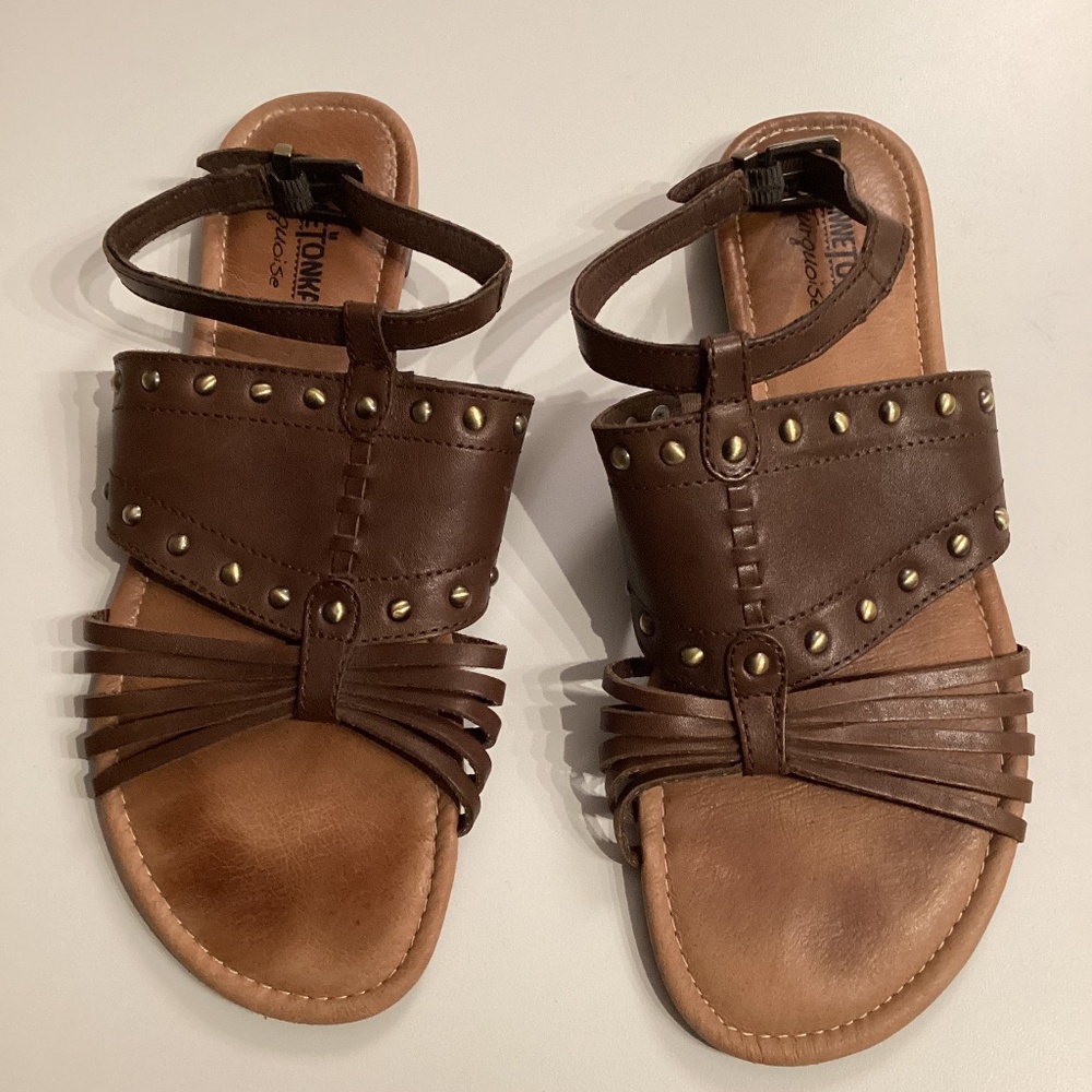 Minnetonka Brown Sandals with Ankle Strap Women’s Size 8 Leather upper